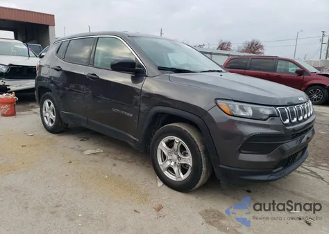 2022 Jeep Compass Sport из США, поврежденный, VIN 3C4NJCAB0NT224836